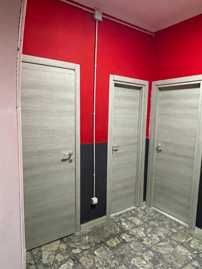 Alexander Hostel ナポリ エクステリア 写真